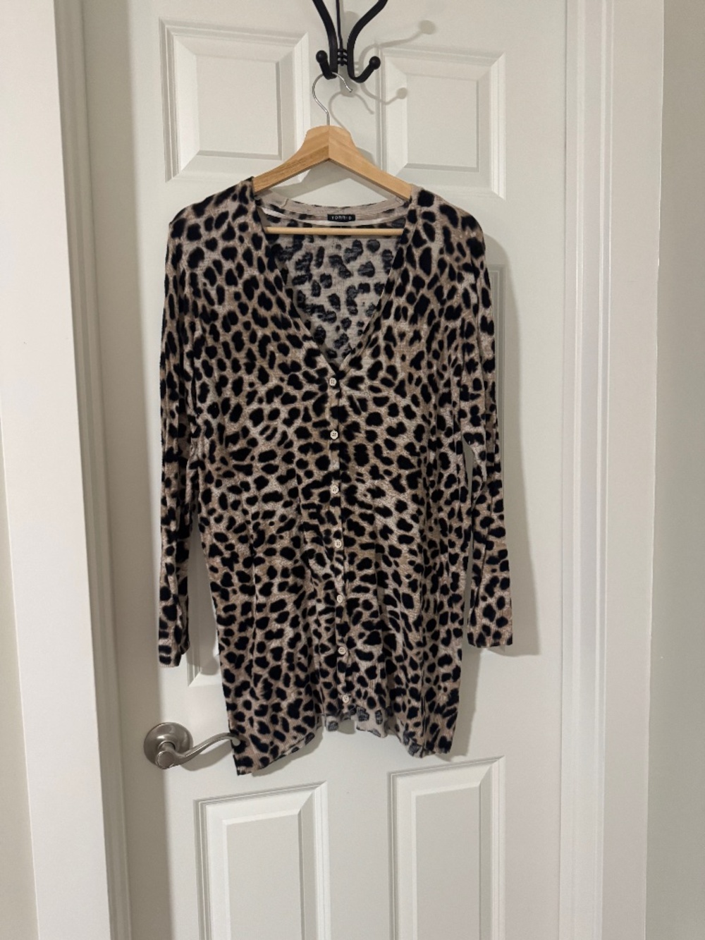 Torrid tunic length animal print cardigan sz 1